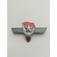 Знак военнослужащего сверхсрочной службы ВС СССР.