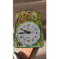 Часы настенные Маяк Мишки в лесу, 200 лотов с 1 рубля,5 дней!