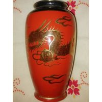 Японская ваза Золотой дракон. Фарфор. 15 см.