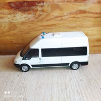 Модель Ford Transit.1:43.