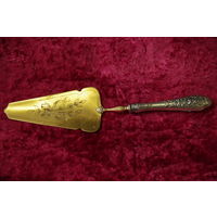 Лопатка для торта  26 см