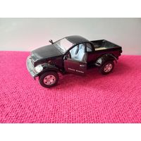 Модель Dodge Power Wagon Kinsmart
