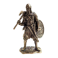 Статуэтка Рыцарь с топором Бронза