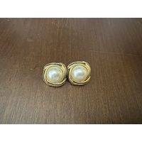 Серьги с жемчужинами винтажные. Цена за пару