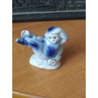 Статуэтка обезьяна.