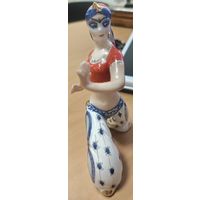 Статуэтка Шахерезада, фарфор. СССР Коростень