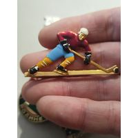 Хоккеист,цветной,крупный