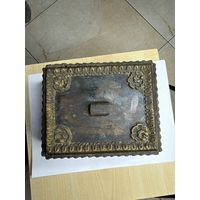 Шкатулка деревянная