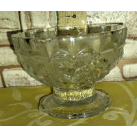 Винтажная мини-креманка из прессованного стекла, СССР