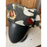 Новый берет ещё советской поры спецназа-ОМОН-редкий уже.