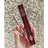 Карандаш для губ Charlotte Tilbury Lip Cheat в оттенке The Queen