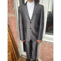 Костюм р54 шерсть 70% серый с отливом мужской