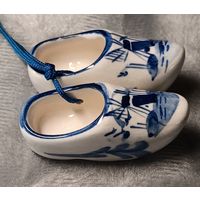 Башмачки. 6 см. Фарфор. Delft. Дания.