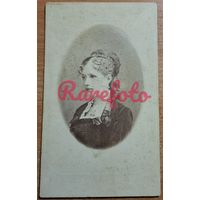 1880 Визит портрет Девушка платье украшения прическа студийное фото анонимное типажи прошлого ретро