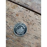 ЛИБЕРИЯ   5   долларов  1999 год.           / шайба /