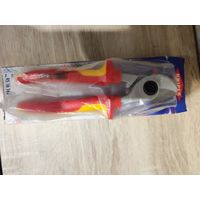 Инструмент KNIPEX