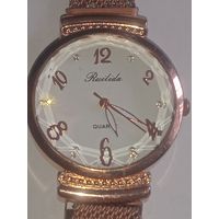 Часы "Ruilida" рабочие. Женские.