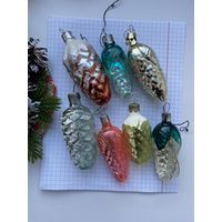 Лот елочных игрушек.