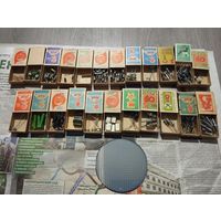 Радиодетали новые , коробки СССР в подарок и кремниевая пластина