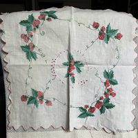 Салфетка с вышивкой, х/б