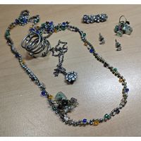 Лот бижутерии.