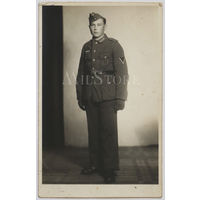 Ефрейтор Вермахта. 1943 год. 8,1 см х 13,7 см.