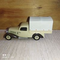 Модели Mercedes-Benz 170. Schuco.1/43.