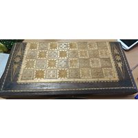 Нарды. Старенькие, большая доска. Резные