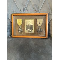 Медали награды Европа. Фото в рамке с наградами много Лотов с рубля
