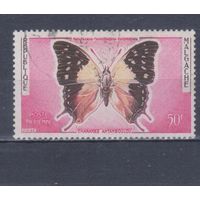 [870] Мадагаскар 1960. Фауна.Бабочка. Гашеная марка.
