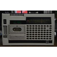 Портативная кассетная магнитола  VEF SIGMA 260