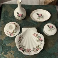 Ваза Шкатулка Подсвечник и др Роза Набор в спальню Англия Wedgwood винтаж