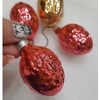 Игрушка ёлочная Грецкий Орех, стекло. СССР