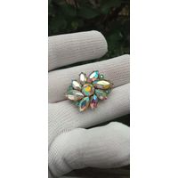 ОТЛИЧНАЯ БРОШЬ  СССР  ЧЕХОСЛОВАКИЯ . ОРИГИНАЛ . Распродажа Коллекции !!! .Экспресс  Аукцион НЕ С РУБЛЯ без МПЦ и прочего 3 ДНЯ  .Много лотов в продаже .