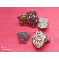 Лот старых знаков и довоенный зажим для пионерского галстука,как есть...,