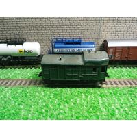 Вагон-бригадник 2-х осный (зел)   -ЛОМ-  б/у 1/87 HO