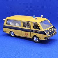Старт с 1 Рубля !!! Модель автомобиля РАФ 2203  Гаи Милиция Полиция Патрульная 1/43 !!!