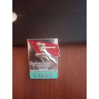 Значок. Размер со спичечную коробку.