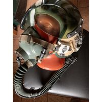 Кислородная маска "КМ-34" в полнейшем оригинале-для гермошлема ГШ-5.  сам шлем  на последних фото и выставлен отдельным лотом!