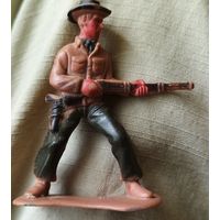 Фигурка ковбоя