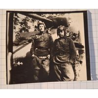 Фото вов Германия ТАНКИСТЫ РККА около танка награды.подписано(А47)