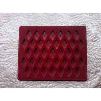 Планшет на 37 ромбов.