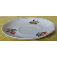 Блюдце эпохи СССР. Довбышевский фарфоровый завод (Довбыш). 1970-е гг