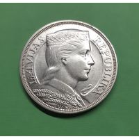Латвия. 5 лат. 1931 год. Серебро