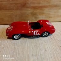 Винтаж.Модель FERRARI 250 TR.Италия.1/43.