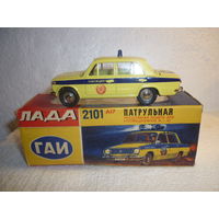 Модель авто ВАЗ 2101. А-17. Патрульная. Коробка 1978г. 1:43. СССР