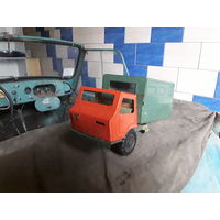 Грузовик с будкой СССР, требует внимания