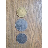 Лиры Италии.