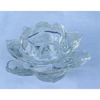 Подсвечник под свечу-таблетку из стекла, в форме цветка