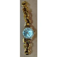 Винтажные наручные часы чайка 17 камней производство СССР браслет Au